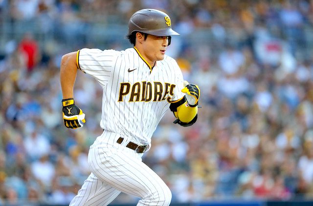 Ha-Seong Kim - Fantasy Baseball Rankings, Draft Sleepers, Waiver Wire Pickups