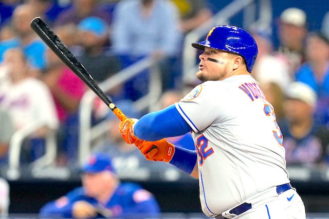 Dan Vogelbach - Fantasy Baseball Rankings, Draft Sleepers, Waiver Wire Pickups