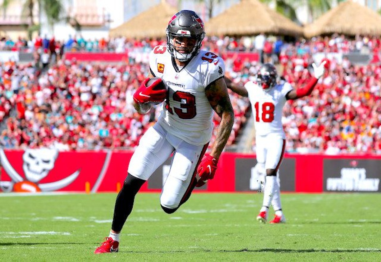 Mike Evans - Fantasy Football Rankings, Draft Sleepers, NFL Injury News