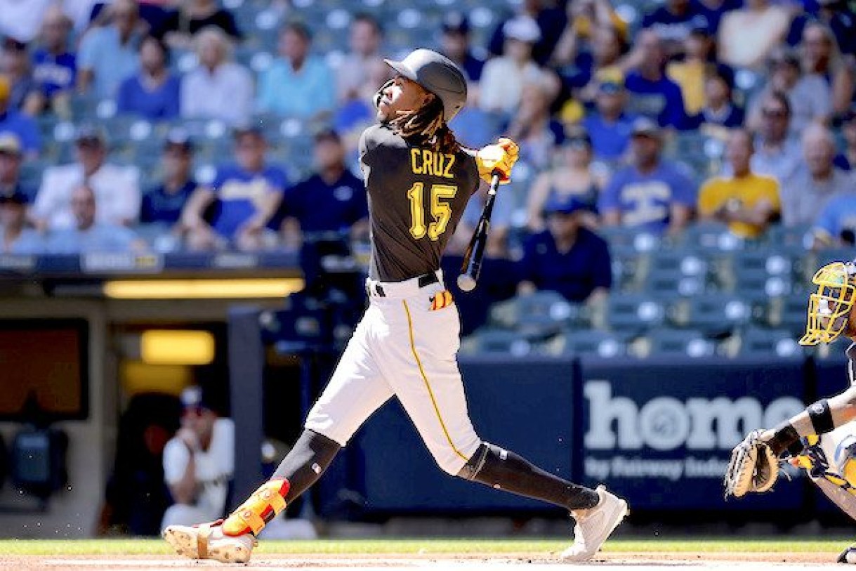 Oneil Cruz - Fantasy Baseball Rankings, Draft Sleepers, MLB Prospects