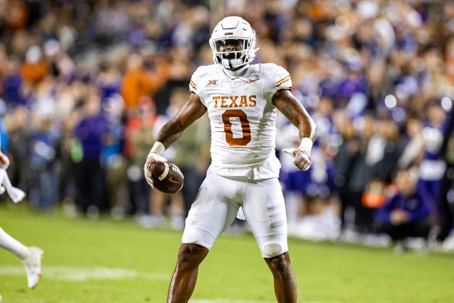 Ja'Tavion Sanders - Fantasy Football Rankings, College FB, TE, NFL Draft Sleepers