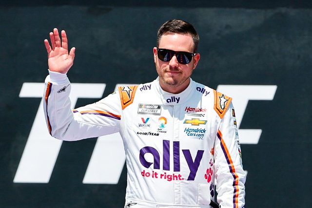 Alex Bowman - NASCAR DFS Picks, Betting Picks, Daily Fantasy NASCAR Driver