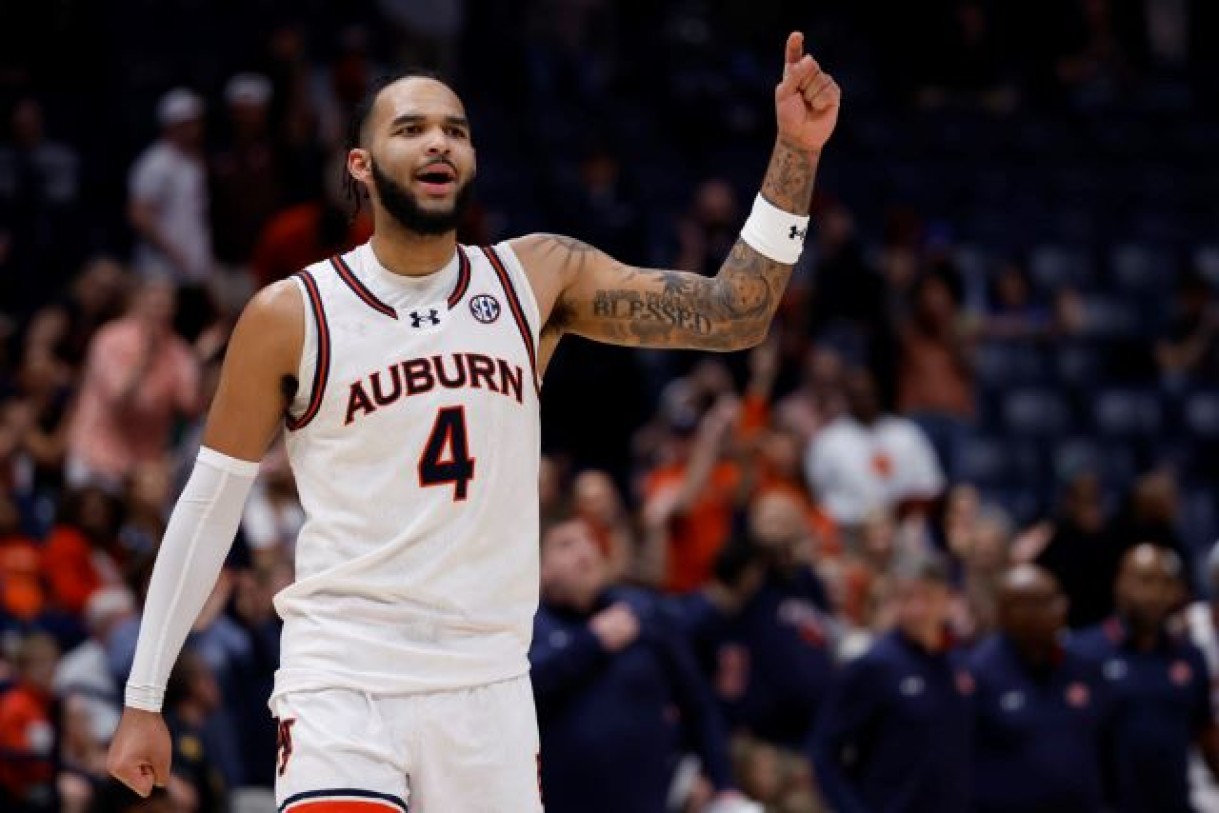 Johni Broome - College Basketball Rankings, NCAA CBB DFS Lineup Picks - icon rotoballer