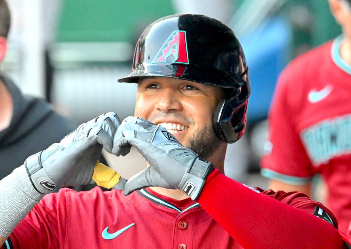 Eugenio Suarez - Fantasy Baseball Rankings, Draft Sleepers, MLB Injury News